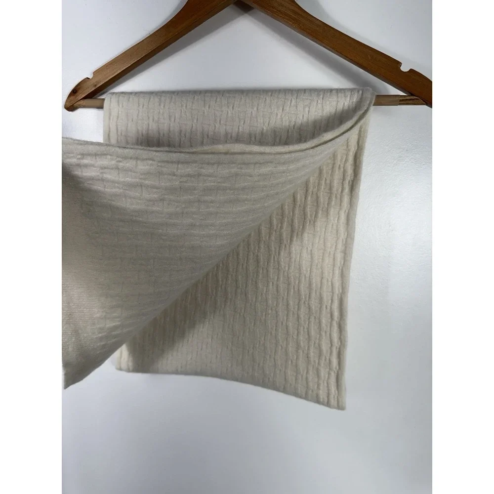 Falke Unisex One Size Ivory Textured Scarf